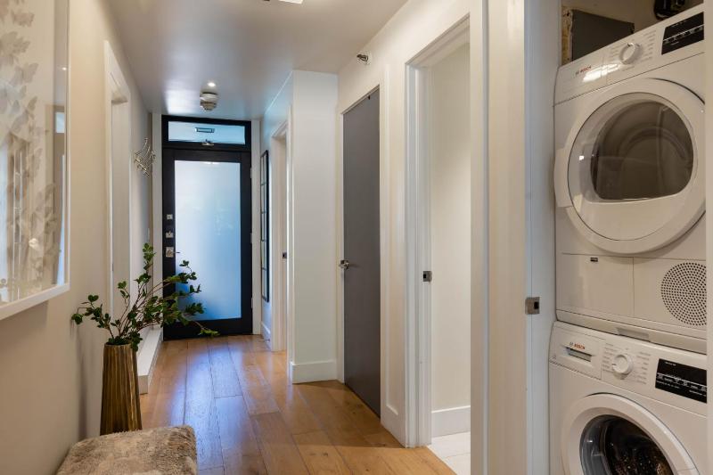 Luxurious 2 BR 2 BA - Aspen Core - image 49