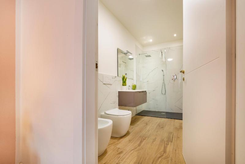 Italianflat - Rentroom 200mt to Arena - image 10