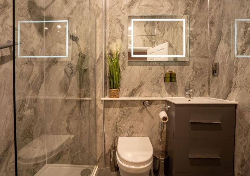 Executive Double Room image 2