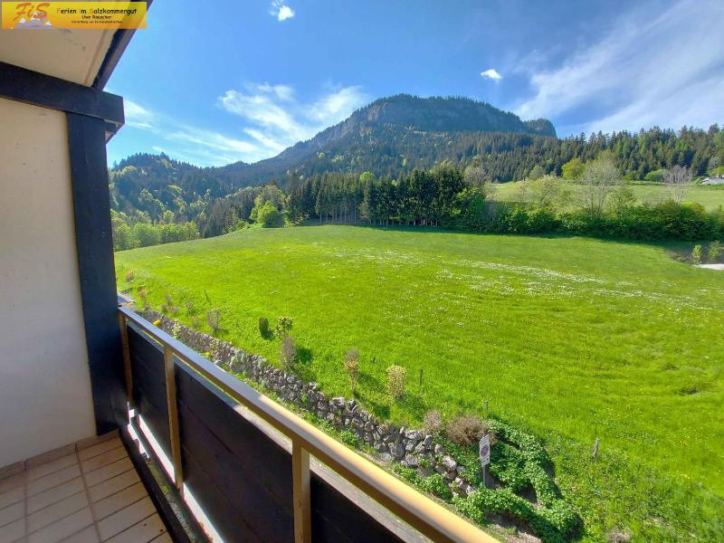 Apartment with Mountain View image 4