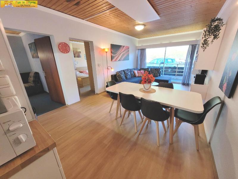 Apartment with Mountain View image 4