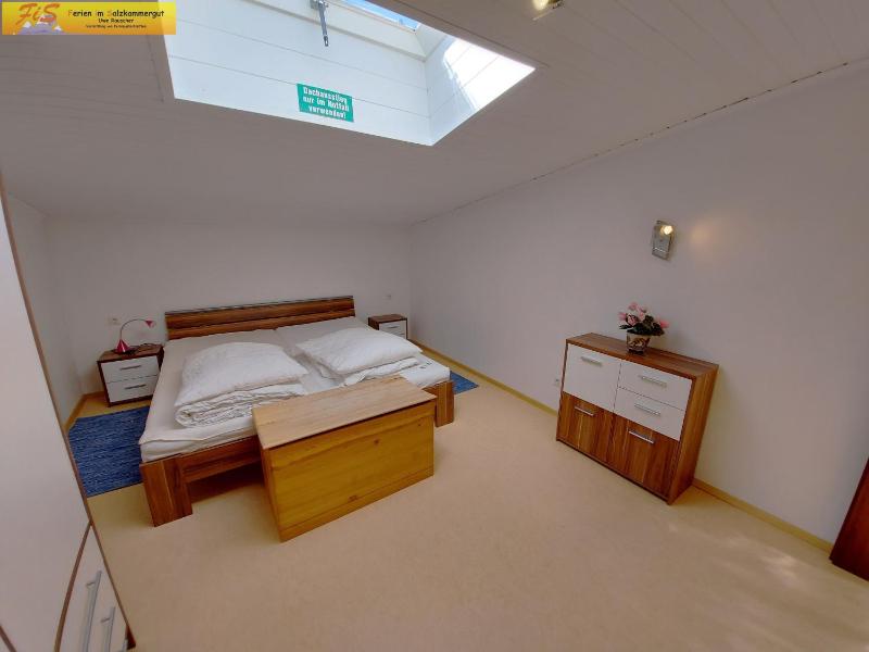 Apartment with Mountain View image 2