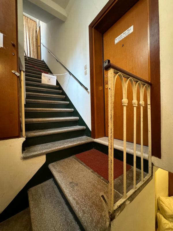 Comfort Triple Room with Shared Bathroom image 4