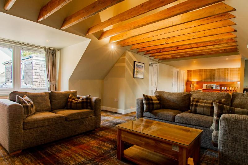 Mckays Suite (main building) image 1