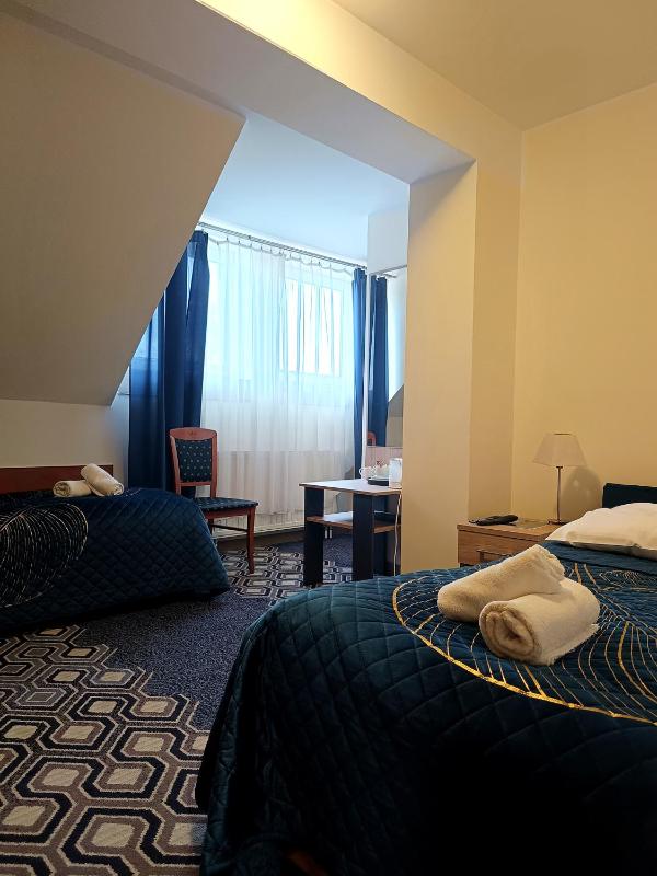 Quadruple Room image 3