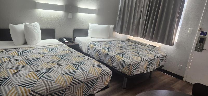 Deluxe Quadruple Room - Non-Smoking image 3