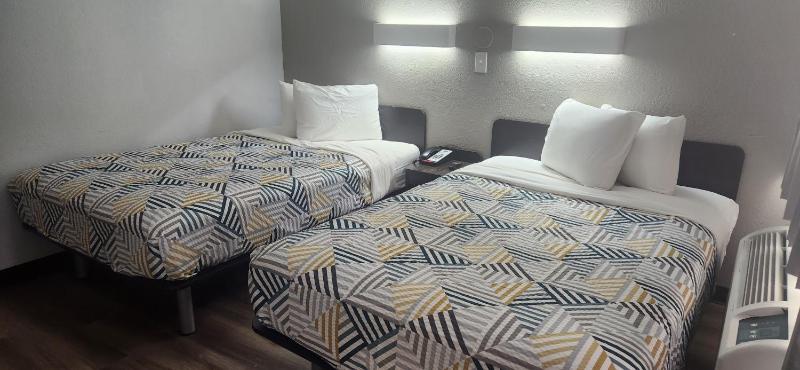 Deluxe Quadruple Room - Non-Smoking image 4