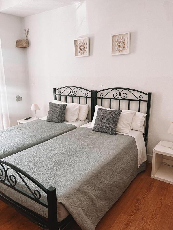 Double or Twin Room image 4