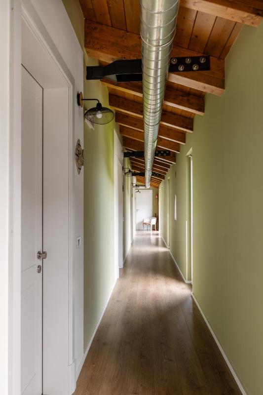 Double Room with Lake View image 3