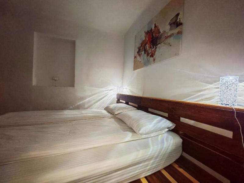 Apartment image 4