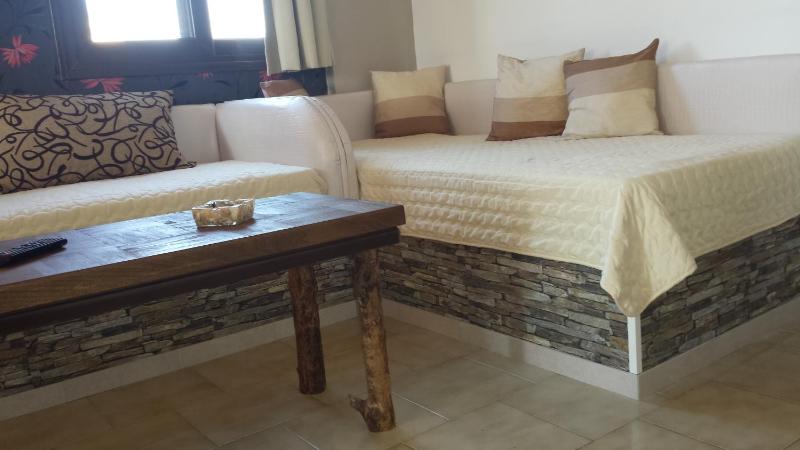 Quadruple Room with Balcony image 4