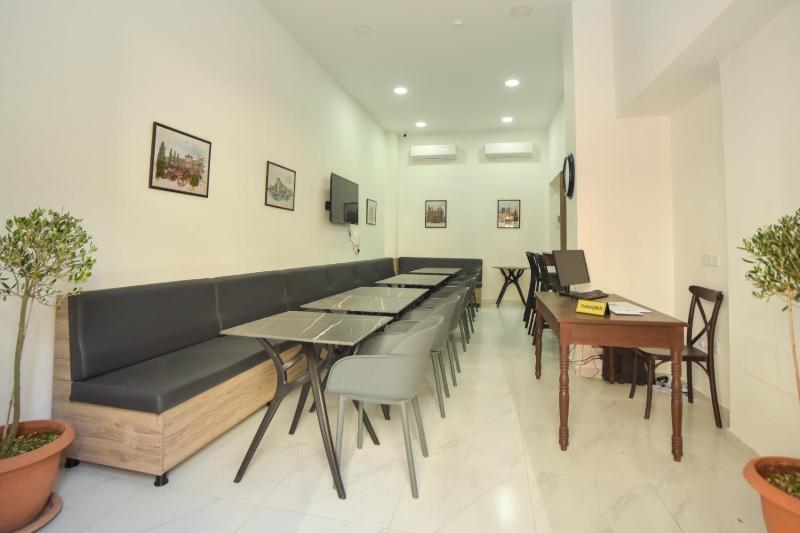 Old Stone Boutique Hotel - image 14