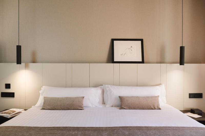 Superior Double Room image 4