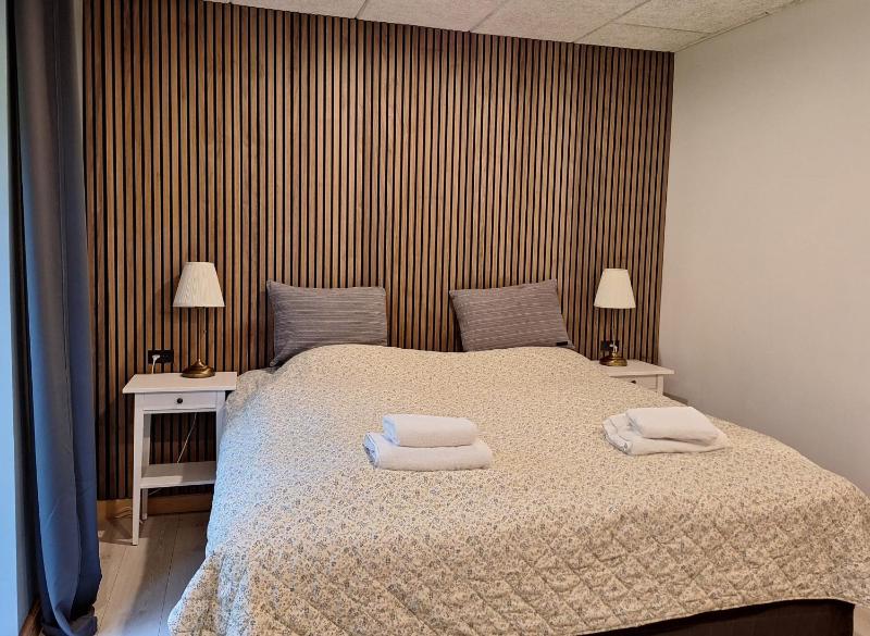 Double or Twin Room with Shared Bathroom image 2