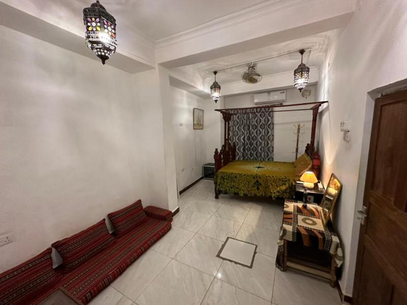 Sultan House - image 12