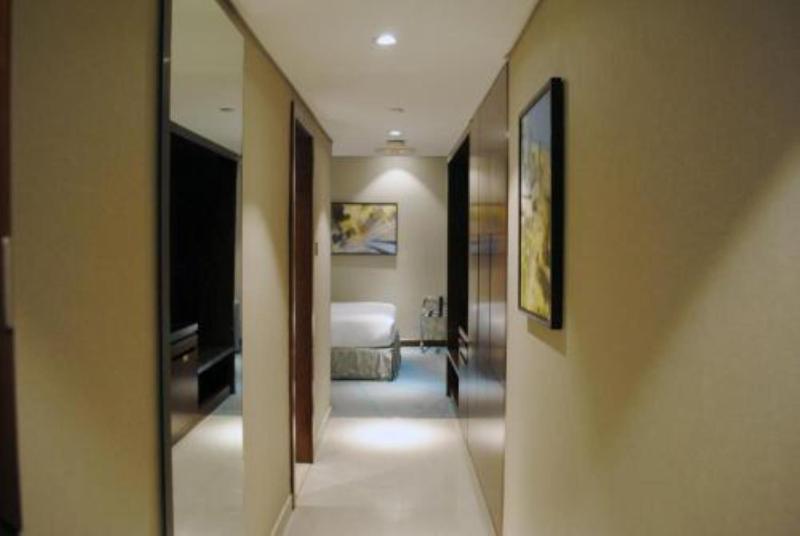 Deluxe Double Room (2 Adults + 1 Child) image 2