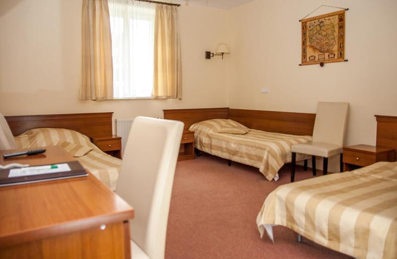 Quadruple Room image 2