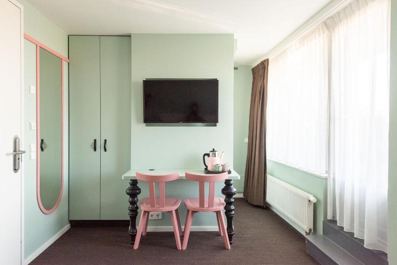Top Floor Room  image 3