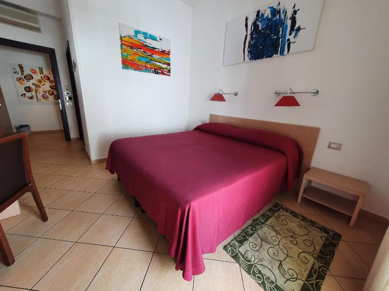Comfort Double Room with Balcony image 1