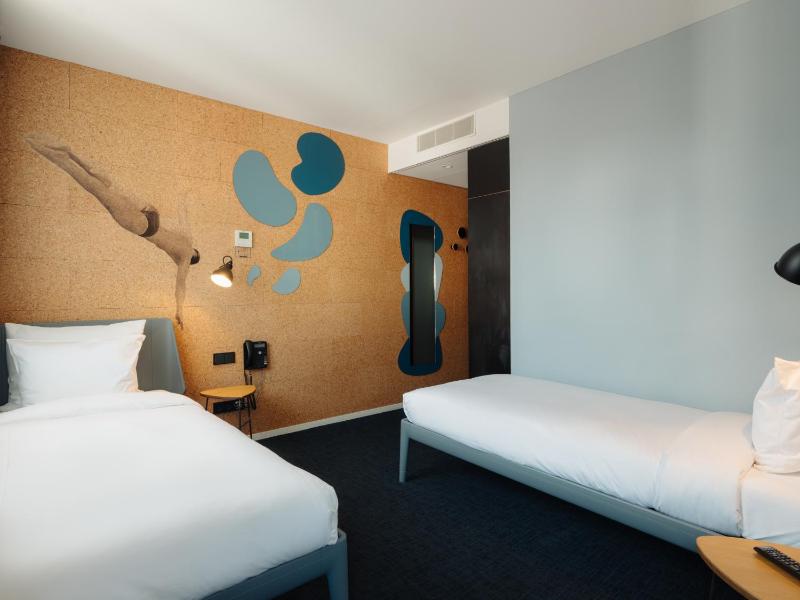 Eco-friendly Twin Room image 1
