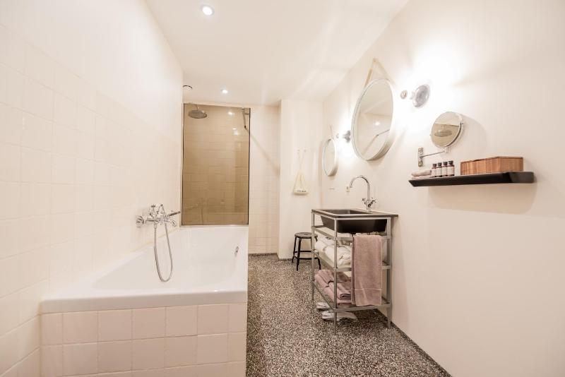 Superior Double or Twin Room image 2