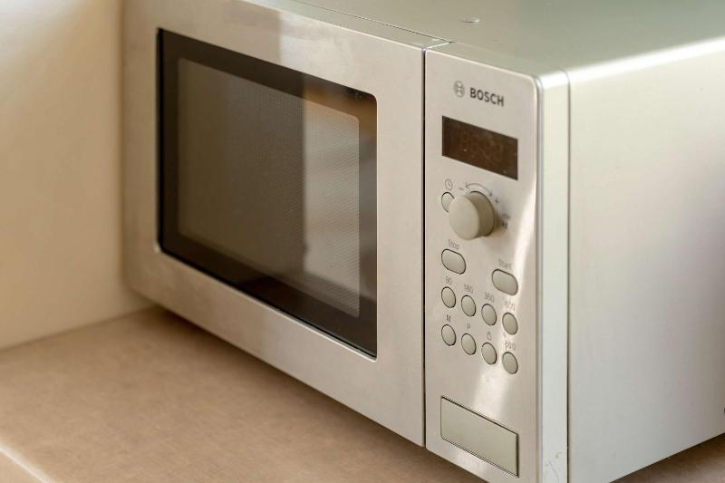 Sunny Apartment with Parking on the Green and Friendly Estate by Noclegi Renters - image 7