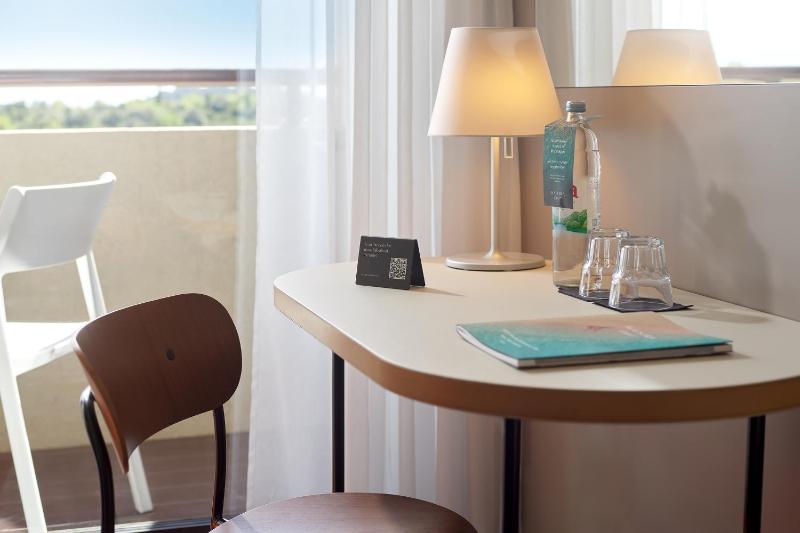 Superior  Triple Room image 4