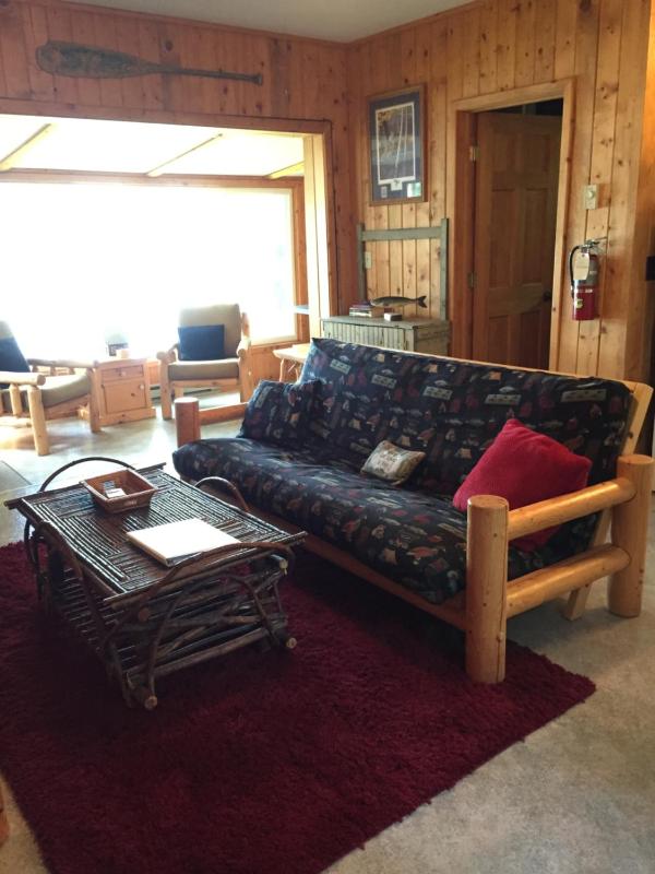 Two-Bedroom House image 2