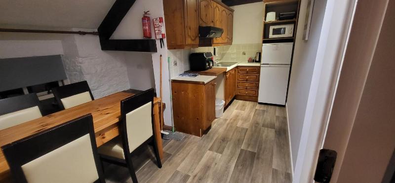 Three-Bedroom Apartment image 4