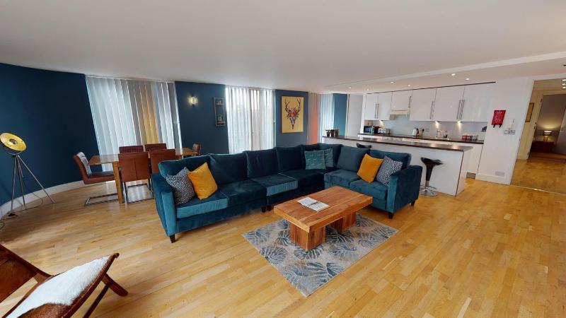 Two-Bedroom Apartment (6 Adults) image 4