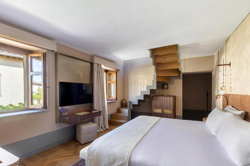 Junior Suite image 4