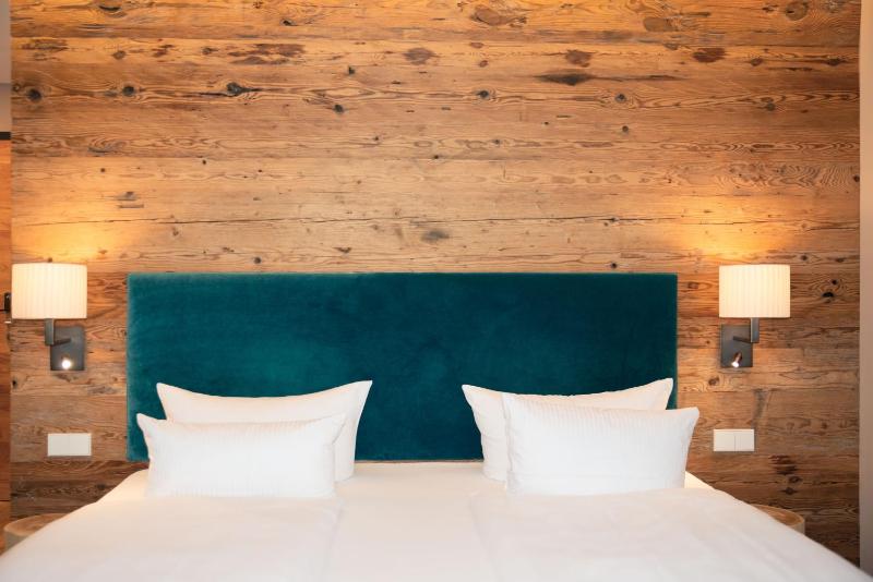 Junior Chalet image 3