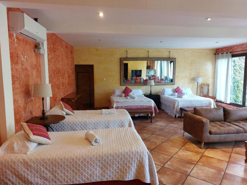 Casa Mia Hotel - image 5
