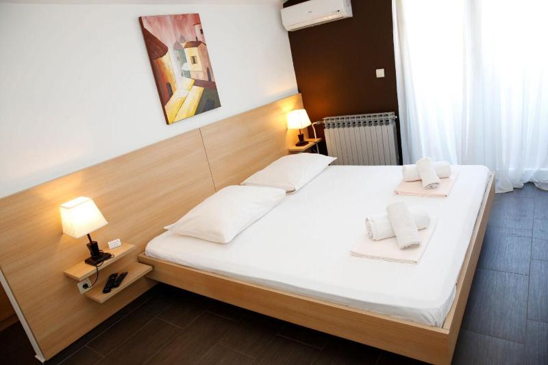 Apartments and Rooms guesthouse Lorenta - image 16