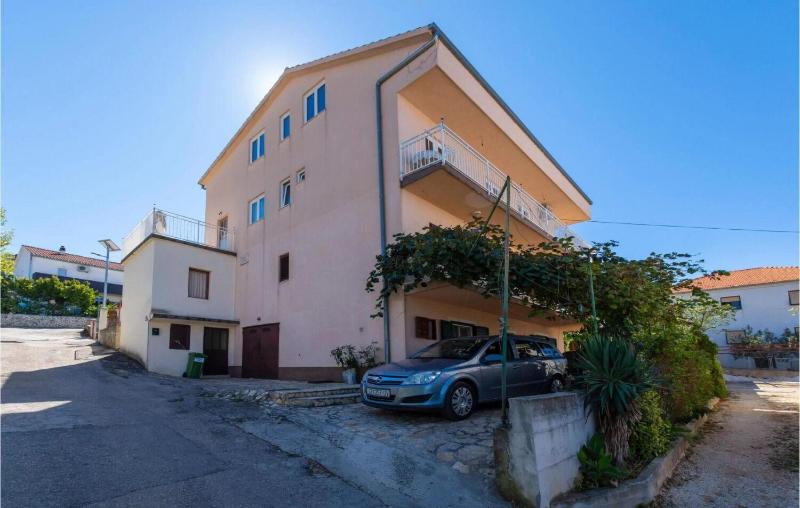 Apartment Mare - image 38