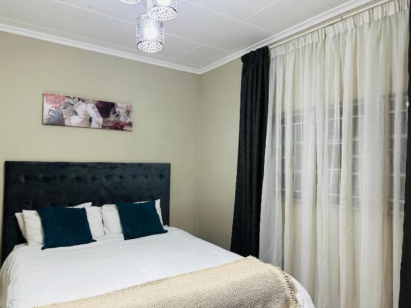 Serene 3 bedroom house in Olympia Lusaka - image 13