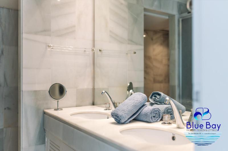 Azzurro Marina Apartment - image 32