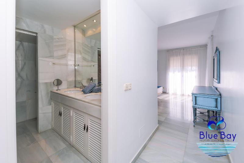 Azzurro Marina Apartment - image 20
