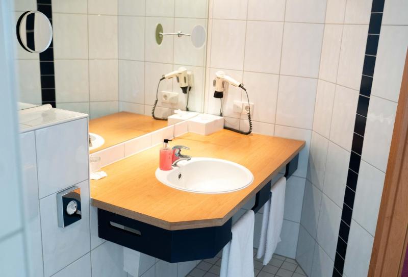 Double Room image 2