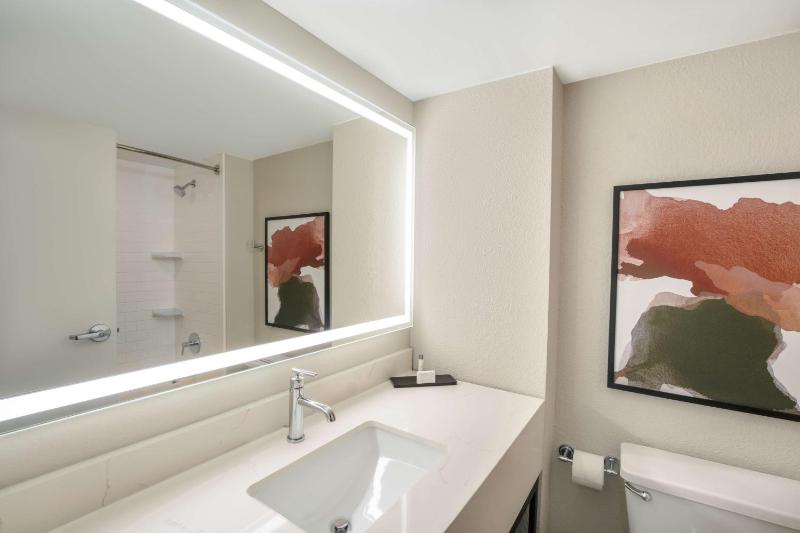 Two-Room Suite with Two Double Beds and Sofa Bed image 3