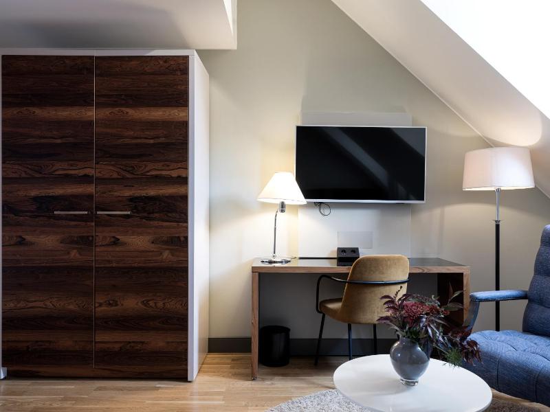 Superior Double Room - Spa Not Included image 4