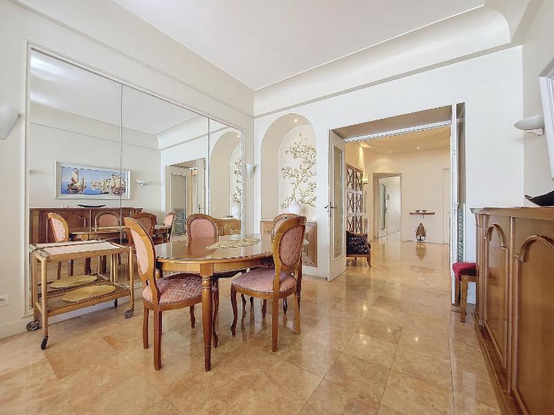 Apartment with Sea View image 4