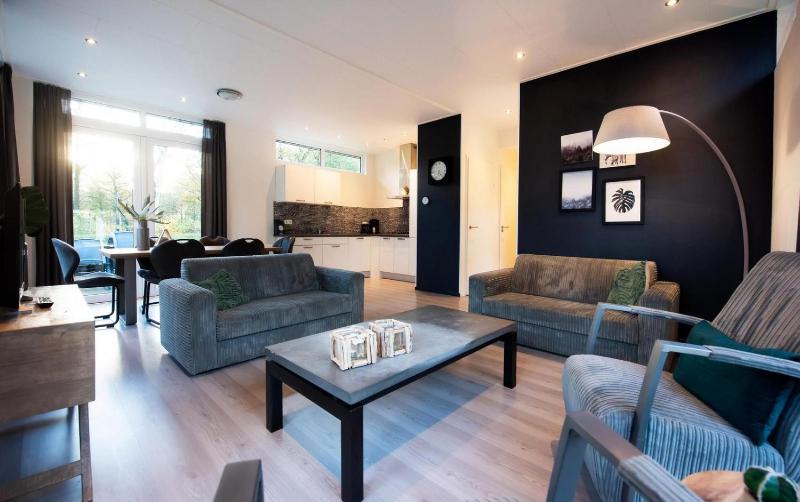 Three-Bedroom House image 1