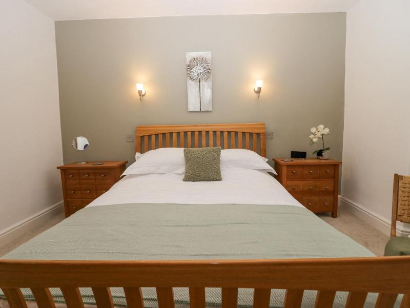 Lily Cottage - image 21