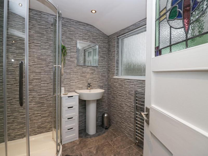Lily Cottage - image 32