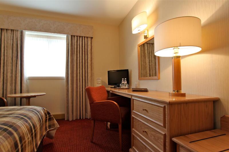 Double Room image 2