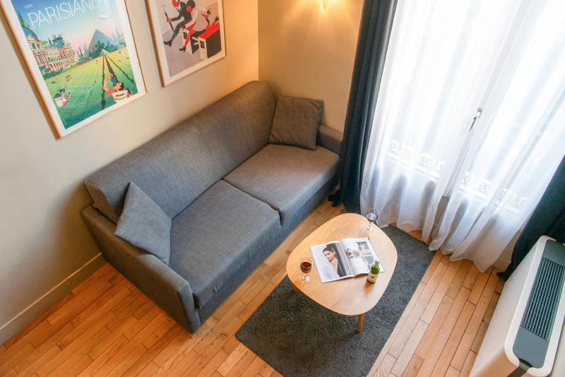 1 Bedroom Suite Duplex image 3