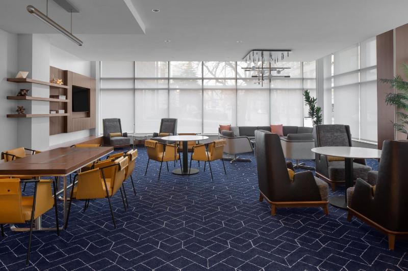 Courtyard by Marriott Cleveland University Circle - image 14