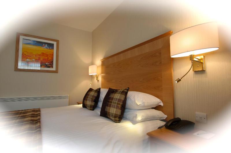 Double Room image 3