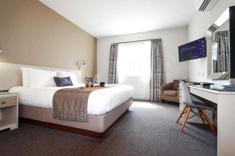 Superior Double Room image 1